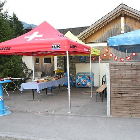 Sporti Grusch Albergue Exterior foto