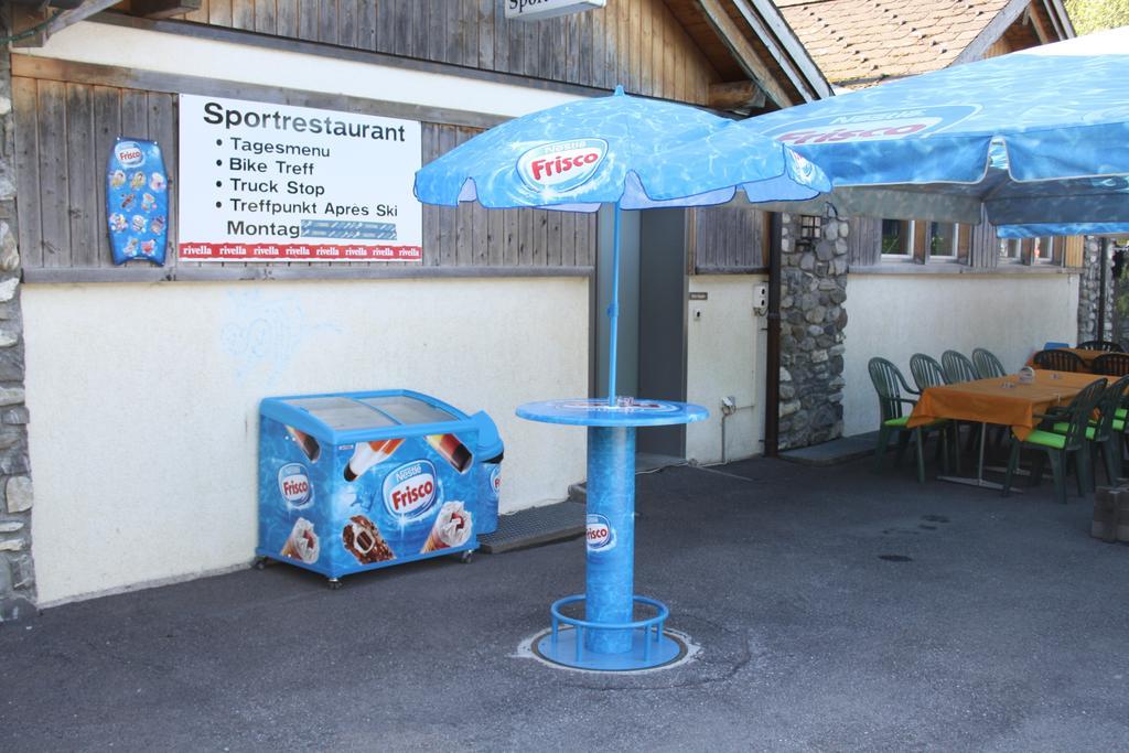 Sporti Grusch Albergue Exterior foto