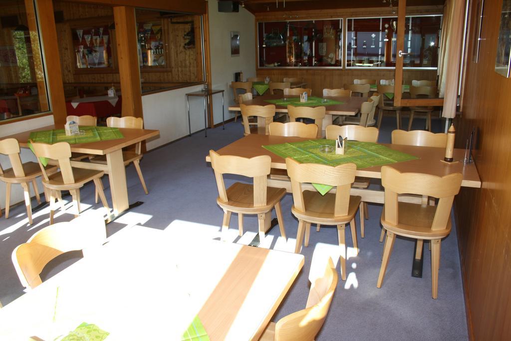 Sporti Grusch Albergue Exterior foto